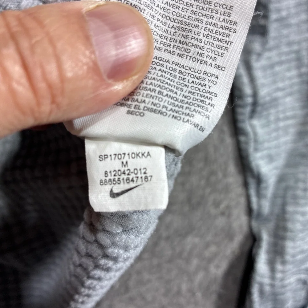 Nike‎ Running Top Womens Medium Gray Dri-Fit Long Sleeve Thumbhole Pockets